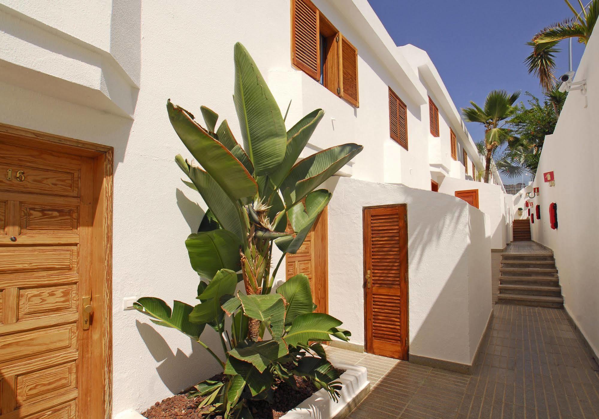 Apartamentos Montecarlo Puerto Rico  Ngoại thất bức ảnh