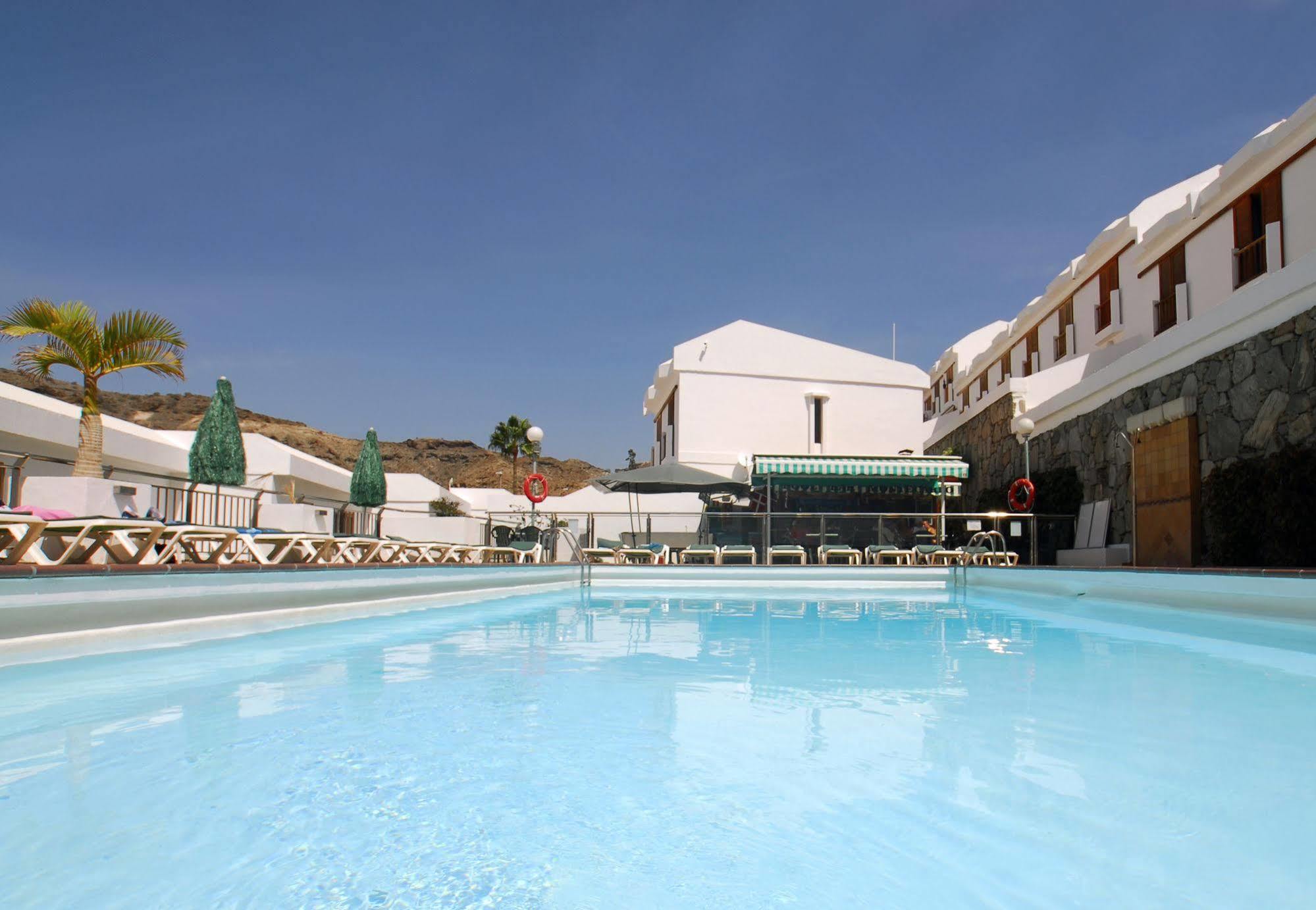 Apartamentos Montecarlo Puerto Rico  Ngoại thất bức ảnh